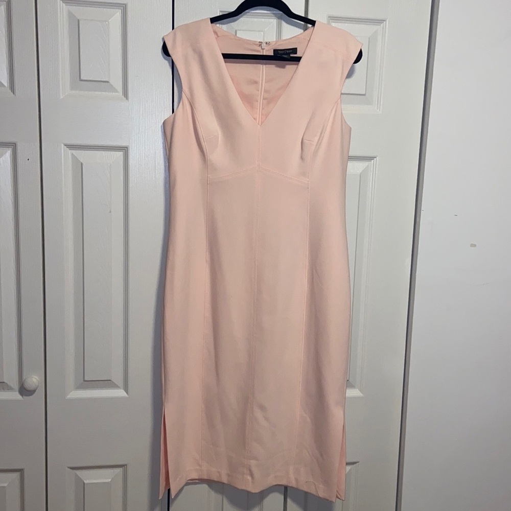 White House Black Market cocktail dress. - Picture 2 of 8